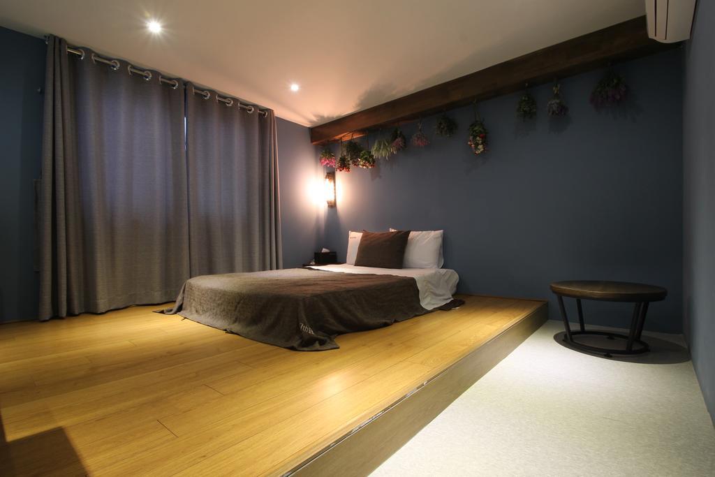 17Th Hotel Yeonje Екстериор снимка