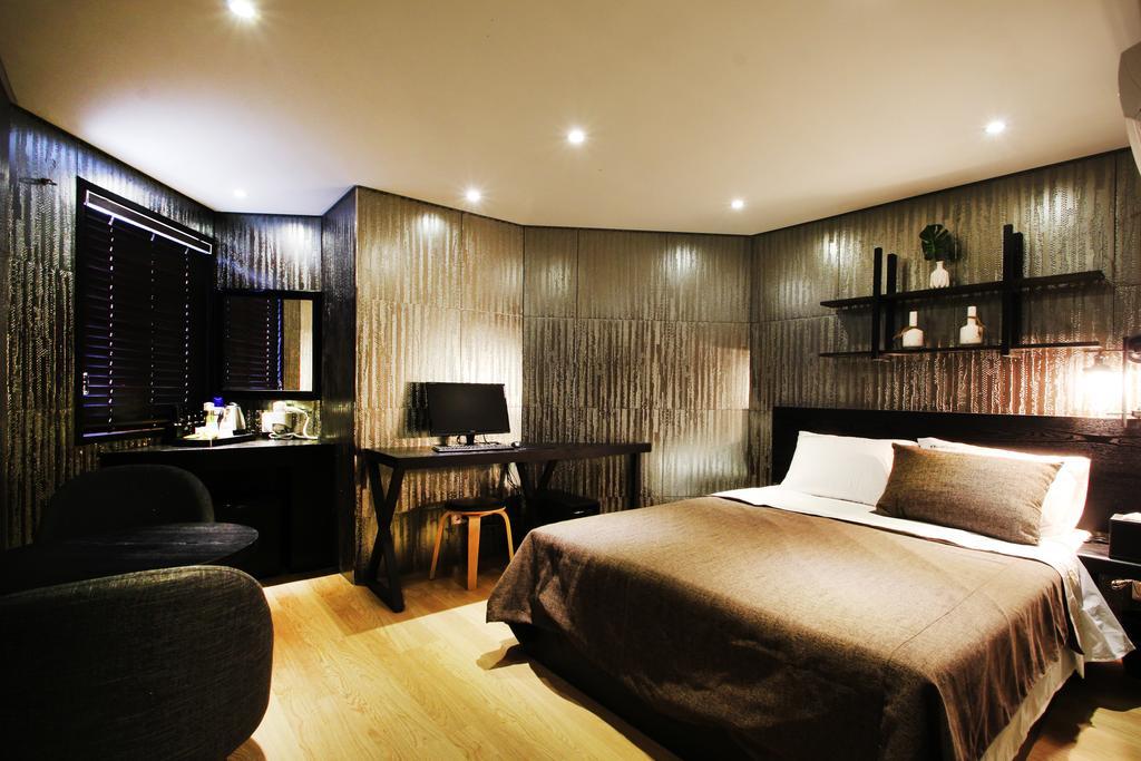 17Th Hotel Yeonje Екстериор снимка
