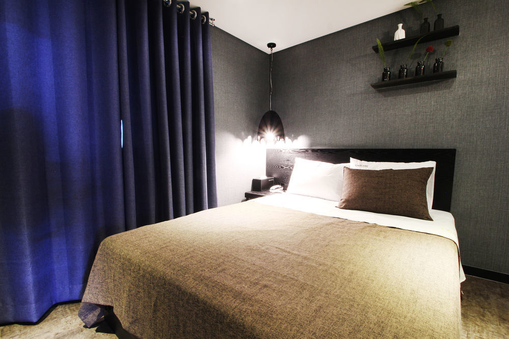 17Th Hotel Yeonje Екстериор снимка